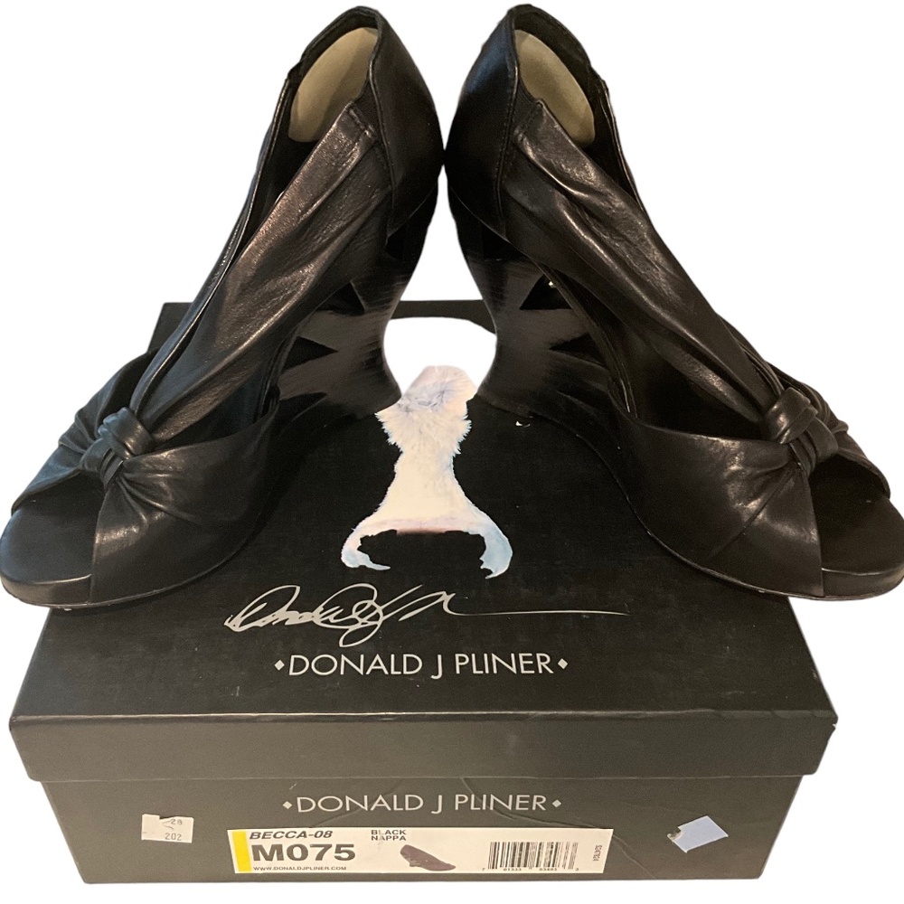 Donald Pliner Becca Black Napa Wedges